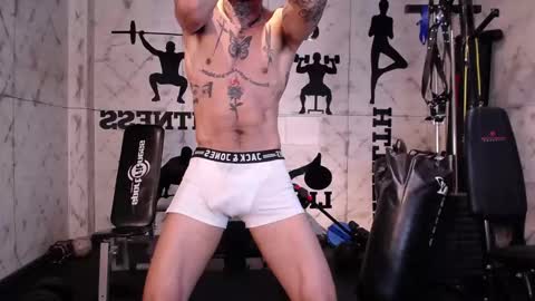 mrjustin_ online show from November 25, 2025, 8:36 am