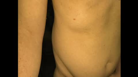 Snapshot of mrloveem chatting on April 4, 2026, 9:18 am Machine online show from April 4, 2026, 9:18 am