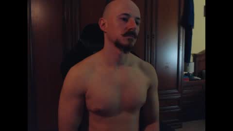 Snapshot of mrman0223 chatting on April 10, 2026, 4:33 pm Antony online show from April 10, 2026, 4:33 pm