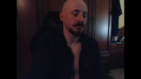 Snapshot of mrman0223 chatting on April 15, 2026, 2:02 pm Antony online show from April 15, 2026, 2:02 pm