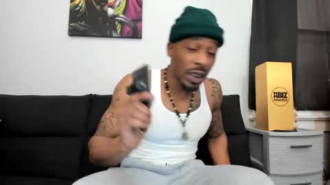 mromg007 online show from January 14, 2025, 2:32 pm