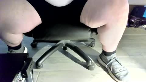 Guy online show from February 22, 2025, 2:08 pm