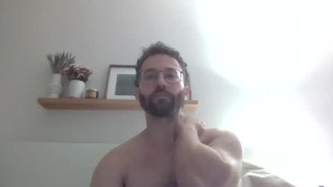 mrqatnight online show from September 26, 2025, 11:36 am