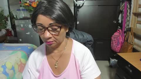 mrs_mommy online show from October 23, 2025, 2:49 pm