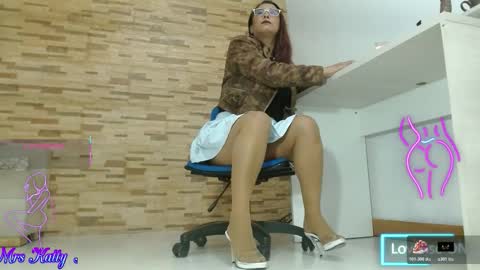 Tell me Katty  online show from November 22, 2025, 11:42 am