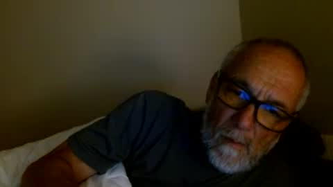 mrtease5 online show from May 11, 2026, 3:34 am