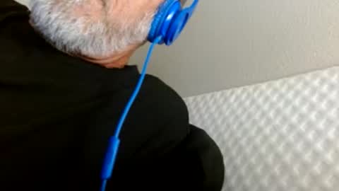mrtease5 online show from May 14, 2026, 4:30 am