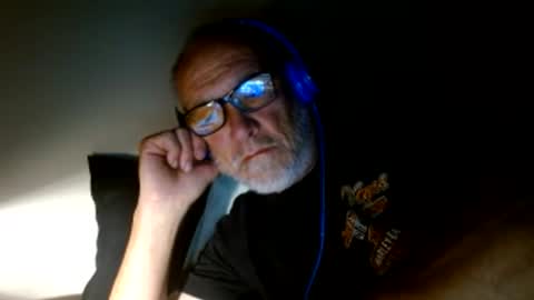 mrtease5 online show from May 24, 2026, 7:24 am