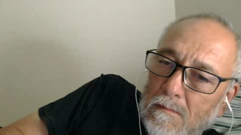 mrtease5 online show from July 27, 2026, 4:19 am