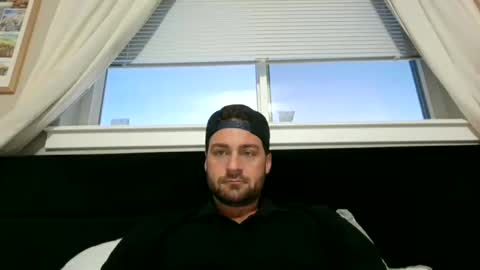 mrthickly818 online show from February 7, 2026, 12:42 pm