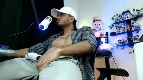 Snapshot of mrvgs chatting on May 26, 2026, 8:16 pm Mr Vgs online show from May 26, 2026, 8:16 pm
