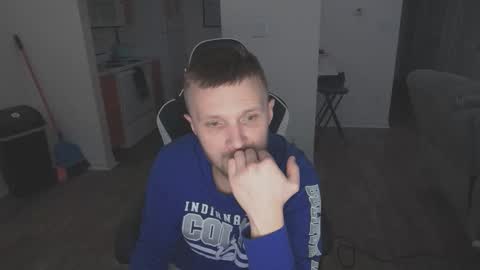 Snapshot of mrwonderboy03 chatting on February 10, 2026, 3:32 am mrwonderboy03 online show from February 10, 2026, 3:32 am