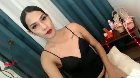 MARIA ---- DONT FORGET TO FOLLOW ME AND GIVE THUMBS UP LOVE online show from December 3, 2025, 4:05 pm