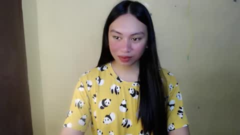 Bella online show from May 14, 2026, 3:46 am