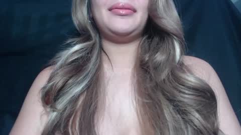 Snapshot of ms_betty chatting on June 17, 2026, 3:35 pm Betty online show from June 17, 2026, 3:35 pm
