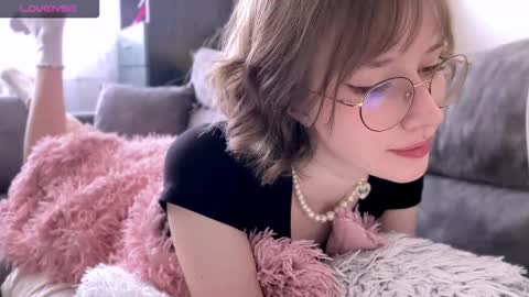 Snapshot of ms_christiana chatting on March 10, 2026, 11:37 am ms_christiana online show from March 10, 2026, 11:37 am