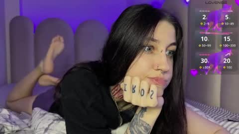 Dita online show from April 27, 2026, 4:49 pm