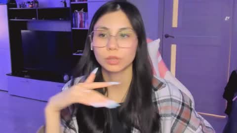 Snapshot of ms_emily_ chatting on April 15, 2026, 11:50 am ms_emily_ online show from April 15, 2026, 11:50 am