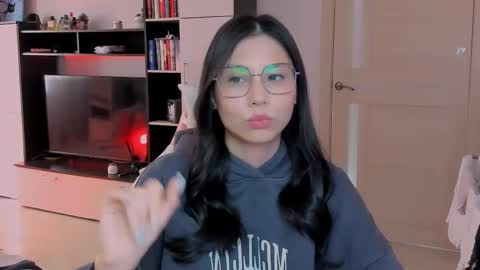 Snapshot of ms_emily_ chatting on April 23, 2026, 12:29 pm ms_emily_ online show from April 23, 2026, 12:29 pm