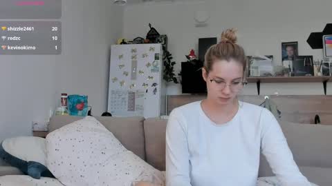 Snapshot of ms_foryou chatting on June 7, 2026, 1:21 am Ms ForYOU online show from June 7, 2026, 1:21 am