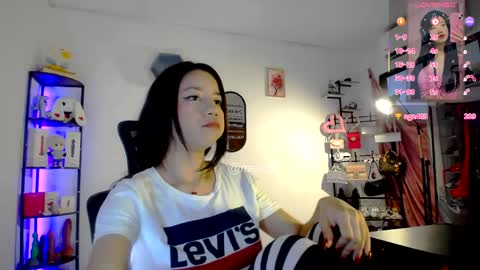 MISS LISSA online show from April 18, 2026, 7:07 pm