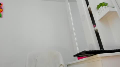 Snapshot of ms_lunarose chatting on July 23, 2026, 6:50 pm ms_lunarose online show from July 23, 2026, 6:50 pm