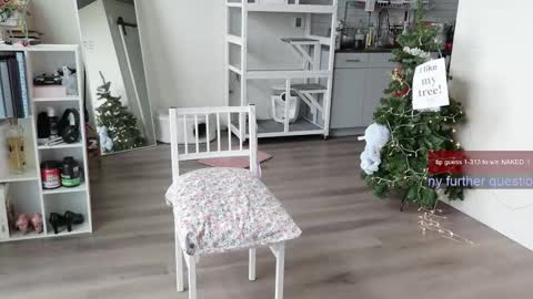 R o r i  SnapChat heyroriv2 wednesday - sunday Noon oclock mountain - 5pm mountain online show from October 10, 2025, 6:40 pm