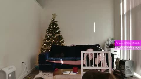 R o r i  SnapChat heyroriv2 wednesday - sunday Noon oclock mountain - 5pm mountain online show from March 4, 2026, 4:13 pm