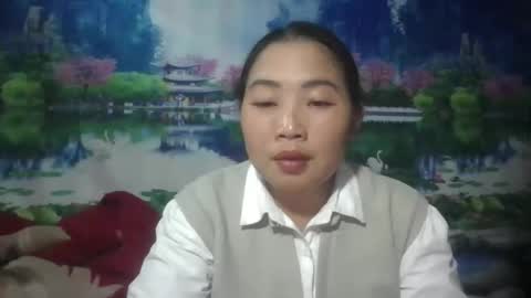 ms_pham online show from May 2, 2026, 12:21 pm