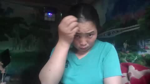 ms_pham online show from May 6, 2026, 8:19 am