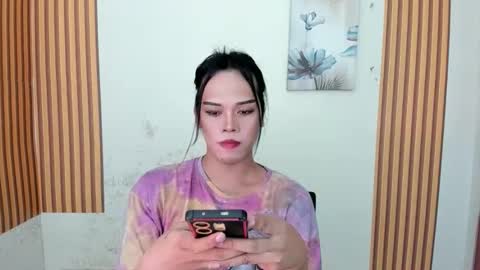 selena online show from April 6, 2026, 4:46 am