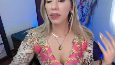 Sofia online show from October 23, 2025, 4:17 pm