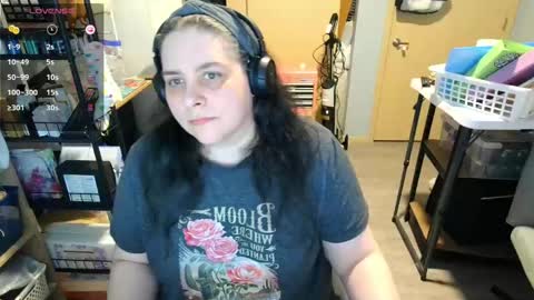 Bella Snow online show from May 17, 2026, 12:08 am