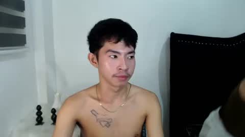 mscherry_ online show from December 1, 2025, 12:43 pm