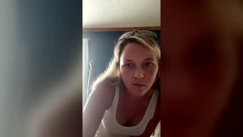 Snapshot of mscountrtgirl chatting on July 9, 2026, 5:50 pm mscountrtgirl online show from July 9, 2026, 5:50 pm