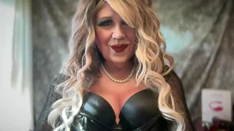 mskarentoy online show from April 16, 2026, 8:53 pm