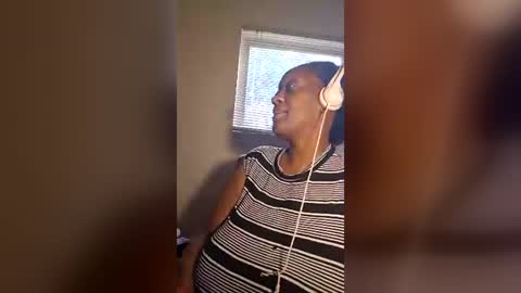 Snapshot of msmechocolate chatting on July 18, 2026, 12:15 am msmechocolate online show from July 18, 2026, 12:15 am