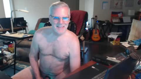 Snapshot of mt2much chatting on February 27, 2025, 7:26 pm mt2much online show from February 27, 2025, 7:26 pm