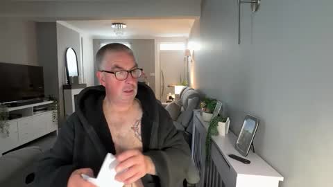 mtb1697 online show from October 11, 2025, 10:03 am