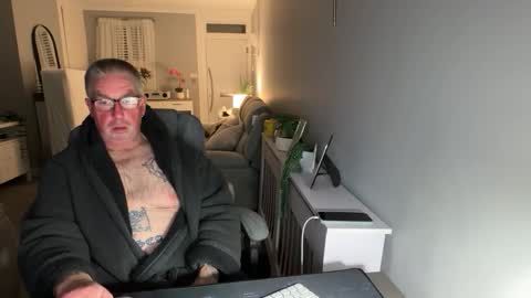 mtb1697 online show from October 27, 2025, 12:26 am