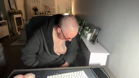 Snapshot of mtb1697 chatting on January 12, 2026, 10:26 pm mtb1697 online show from January 12, 2026, 10:26 pm