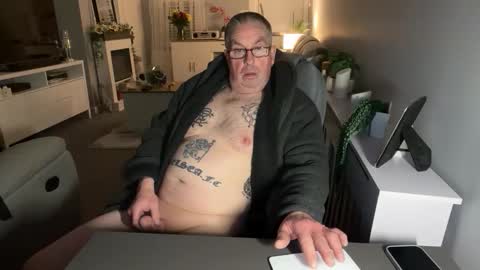 Snapshot of mtb1697 chatting on February 5, 2026, 7:18 pm mtb1697 online show from February 5, 2026, 7:18 pm