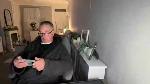 Snapshot of mtb1697 chatting on March 8, 2026, 10:35 pm mtb1697 online show from March 8, 2026, 10:35 pm