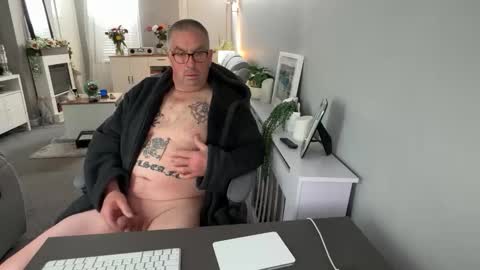 Snapshot of mtb1697 chatting on March 9, 2026, 10:52 am mtb1697 online show from March 9, 2026, 10:52 am