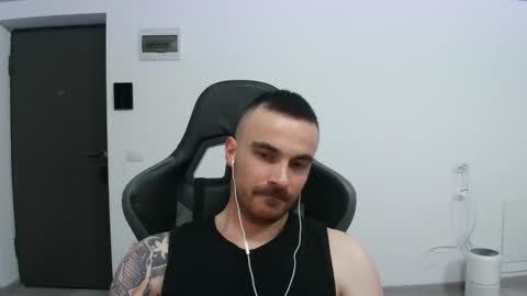 Victor online show from February 16, 2025, 7:49 pm