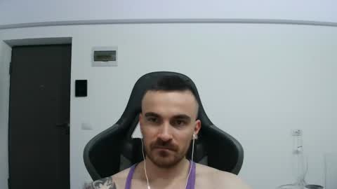 Victor online show from February 20, 2025, 7:08 pm