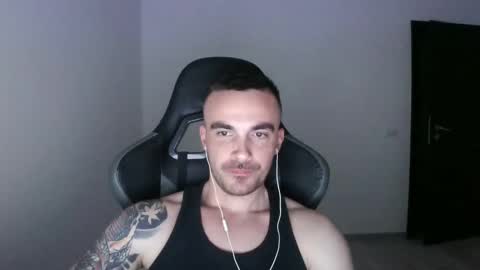 Victor online show from March 7, 2025, 6:43 pm