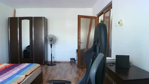 Victor online show from September 23, 2025, 9:34 am