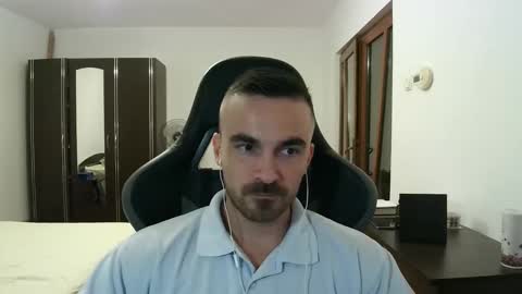 Victor online show from September 28, 2025, 5:51 pm