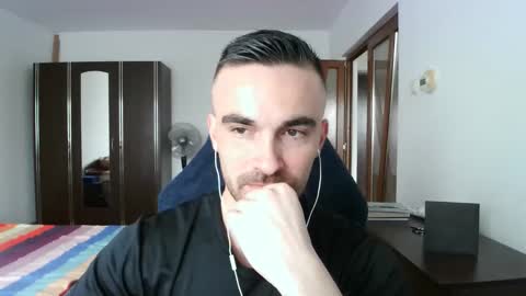 Victor online show from November 8, 2025, 9:53 am